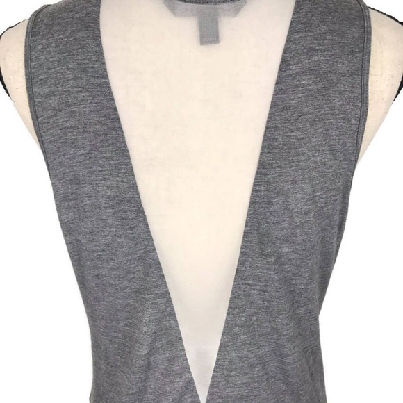 Banana Republic Sleeveless Blouse Gray Mesh Sheer Cutout Womens Sz Medium - Picture 3 of 8